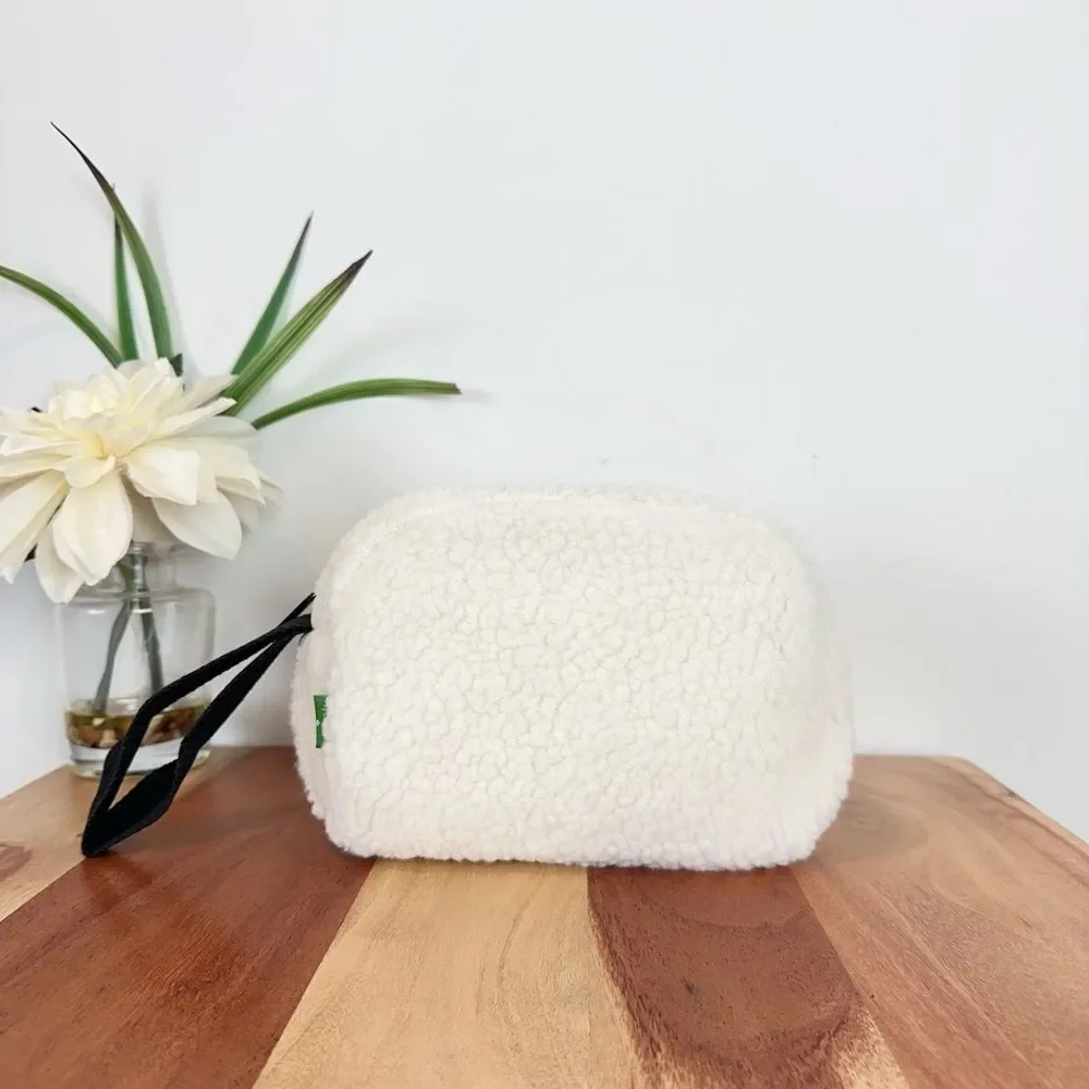 New Kate Spade Sherpa Pouch